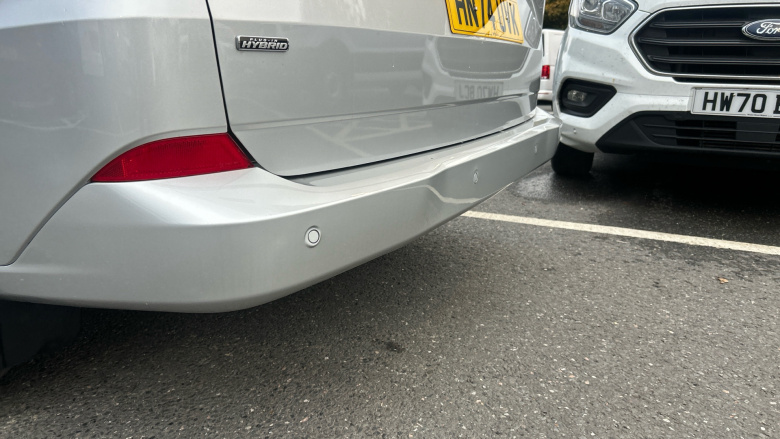 Ford Tourneo Custom 340 L2 Petrol Fwd 2.5 PHEV 232ps H1 Titanium 8 seater Auto